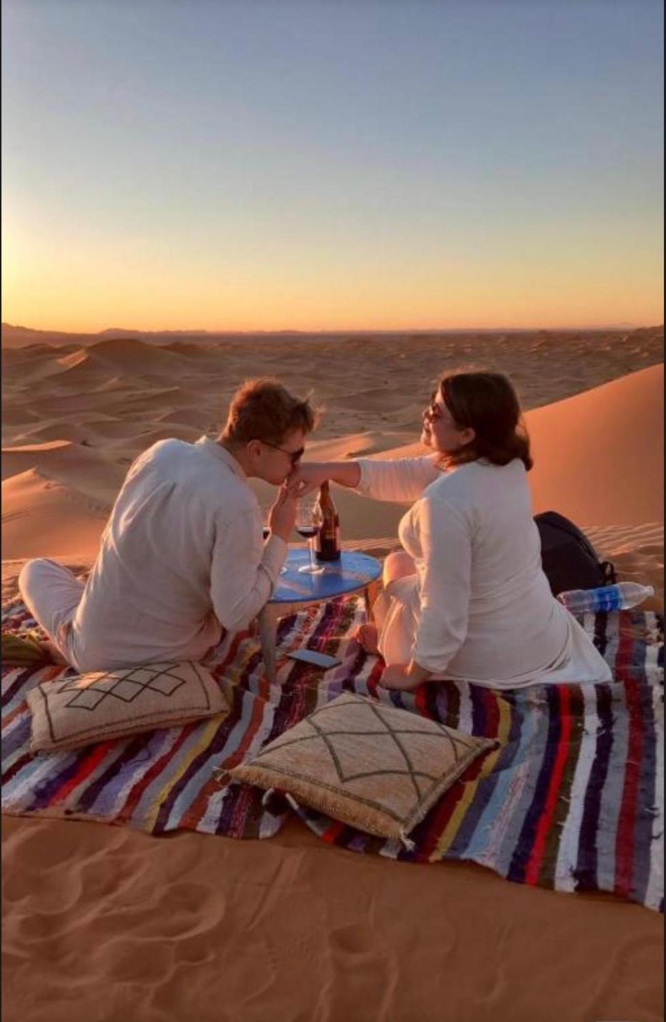 Merzouga Lovely Luxury Camp エクステリア 写真